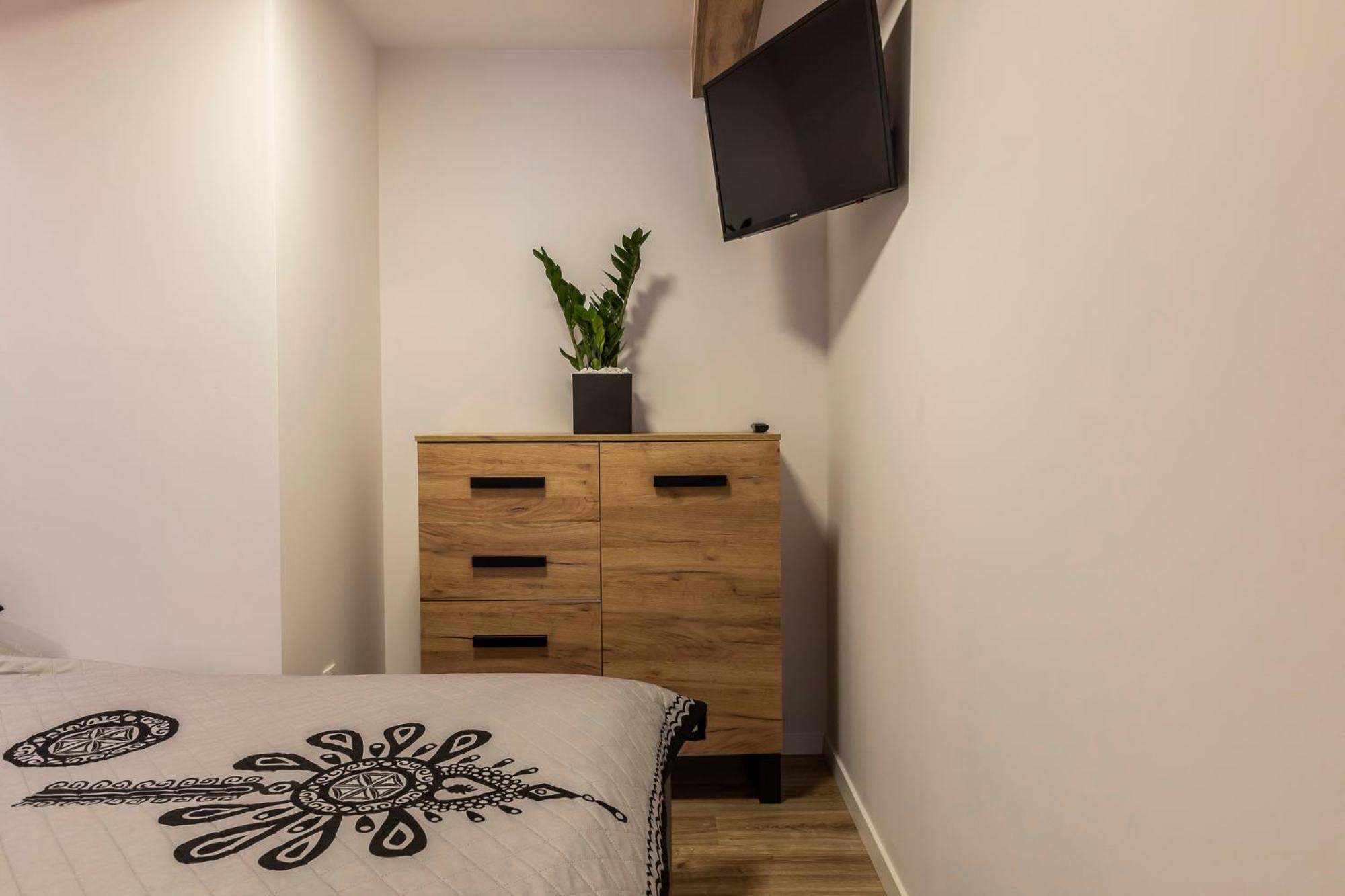 Apartament Tatravika Z Basenem I Widokiem Kościelisko Exteriör bild